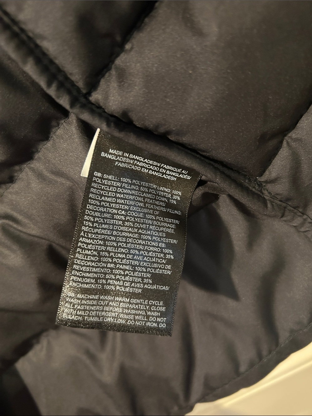 The North Face - Women’s Aconcagua 3 Vest in Black - Picture 12 of 13
